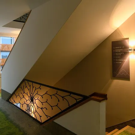 Berglaessig - 360 Grad Urlaub ホテル 4*