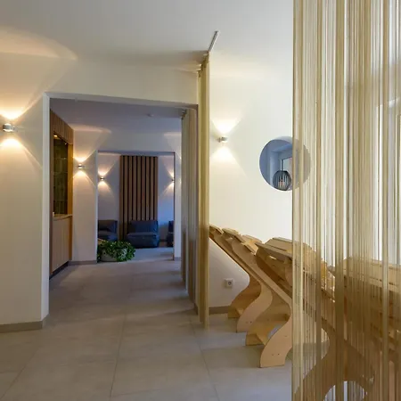 Berglaessig - 360 Grad Urlaub Hotel 4*