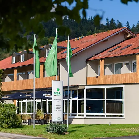 Berglaessig - 360 Grad Urlaub 4* Bodenmais
