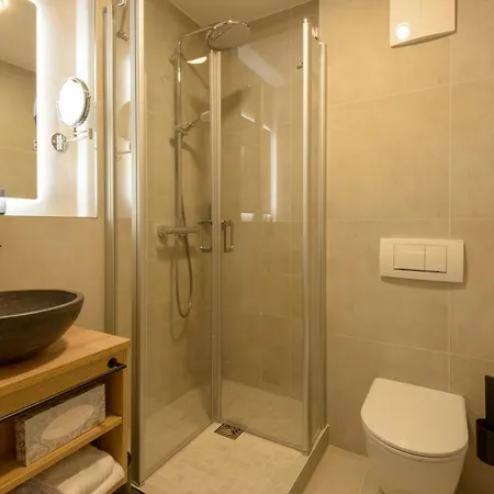 Berglaessig - Halbpension Inkl Getraenke 4*